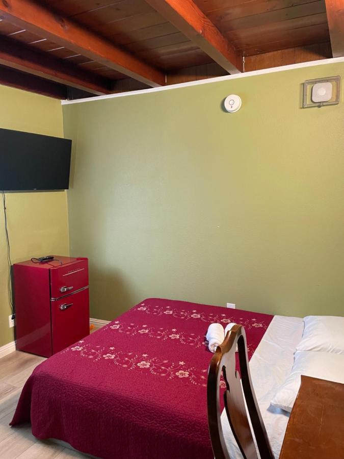 Private Room In La With Free Wifi And Tv With Shared Kitchen Los Angeles Exterior photo