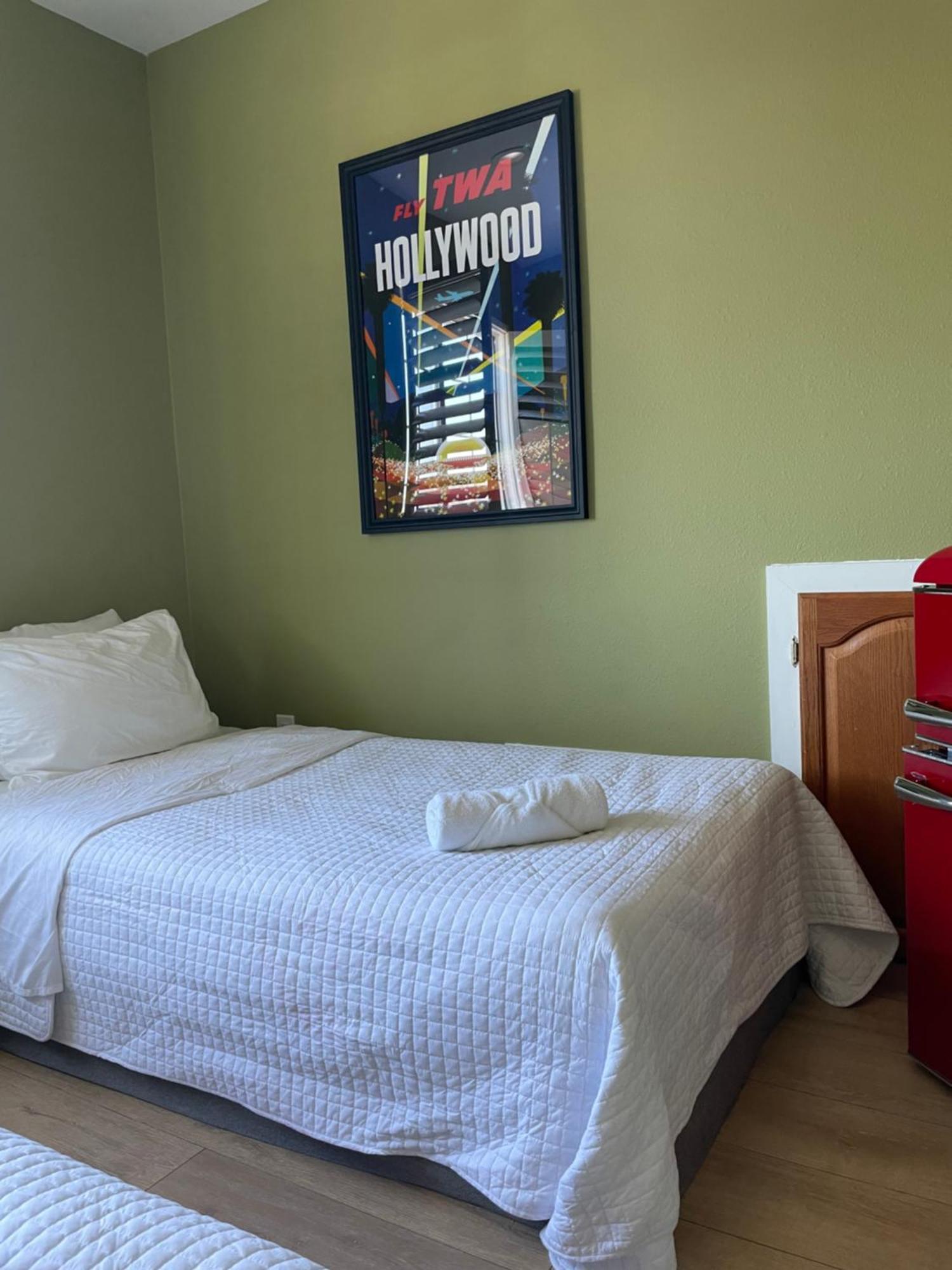 Private Room In La With Free Wifi And Tv With Shared Kitchen Los Angeles Exterior photo